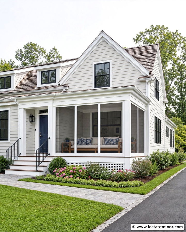 Light Gray House With Screened Porch Daybed - 30 Light Grey House Design With Daybed Ideas