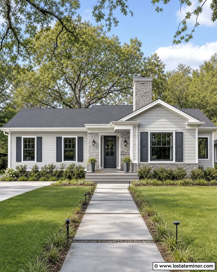 Light Gray Ranch House With Charcoal Shutters - 30 Light Grey House Design With Shutters Ideas