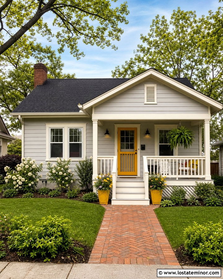 Light Grey Bungalow With Yellow Screen Door - 30 Light Grey House Design With Screen Door Ideas