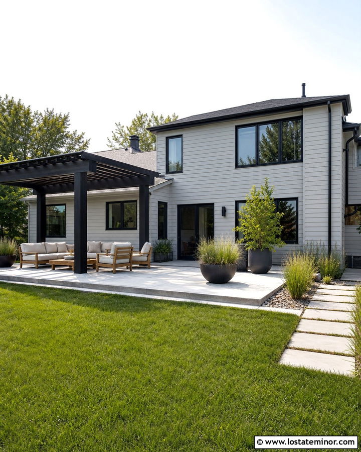 Light Grey House With Black Pergola - 30 Light Grey House Design With Backyard Ideas