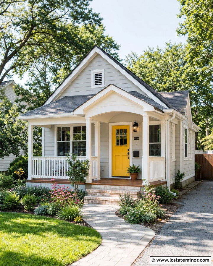 Light Grey Small House With Compact Front Porch - 30 Light Grey House Design With Front Porch Ideas