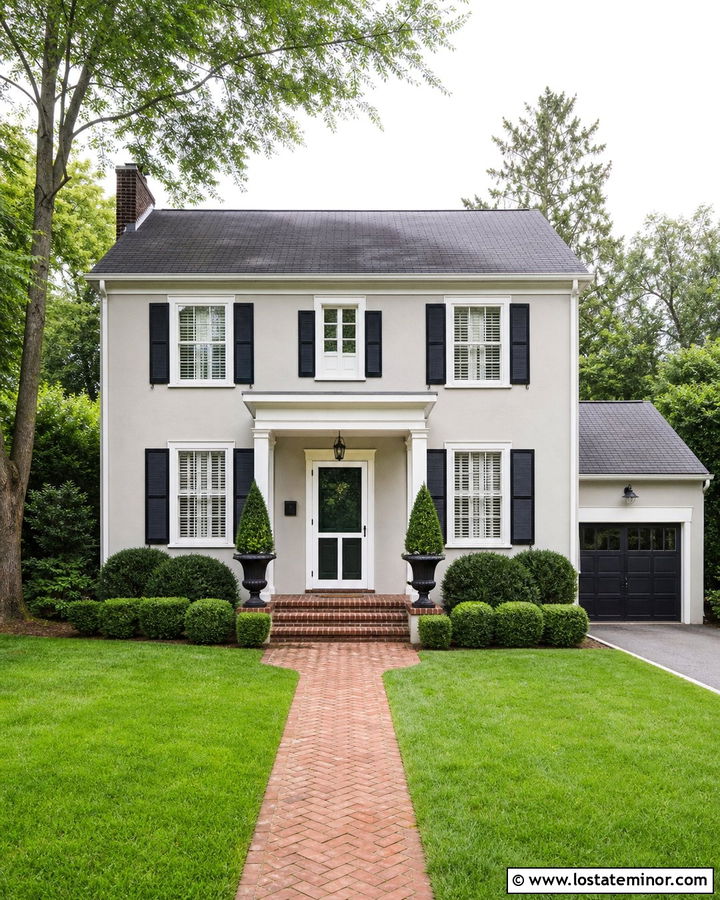 Light Grey Traditional House With Full View Screen Door - 30 Light Grey House Design With Screen Door Ideas