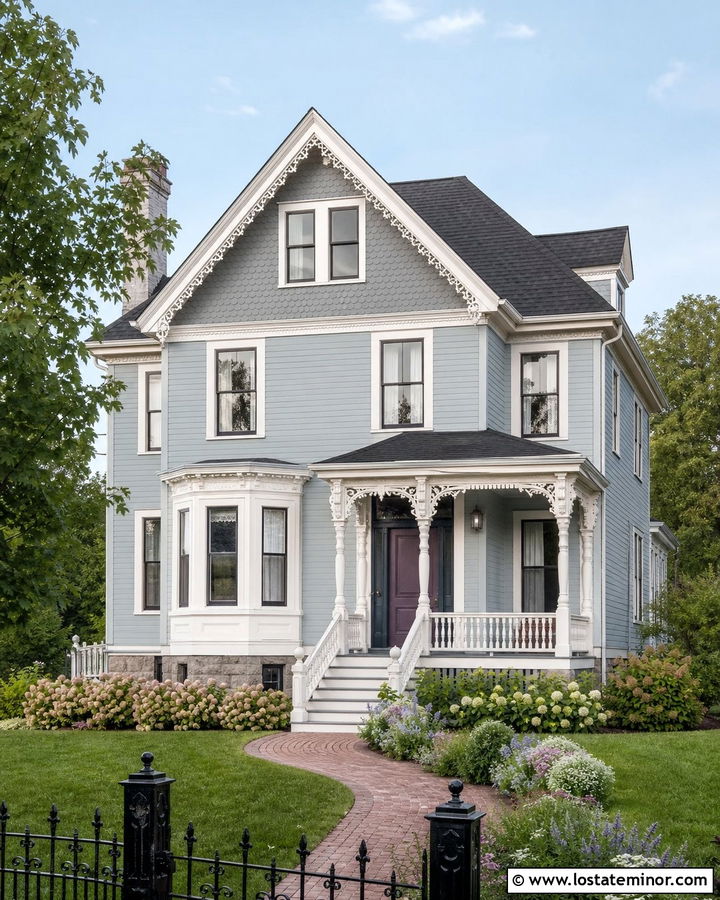 Light Grey Victorian House With Decorative Portico - 30 Light Grey House Design With Portico Ideas