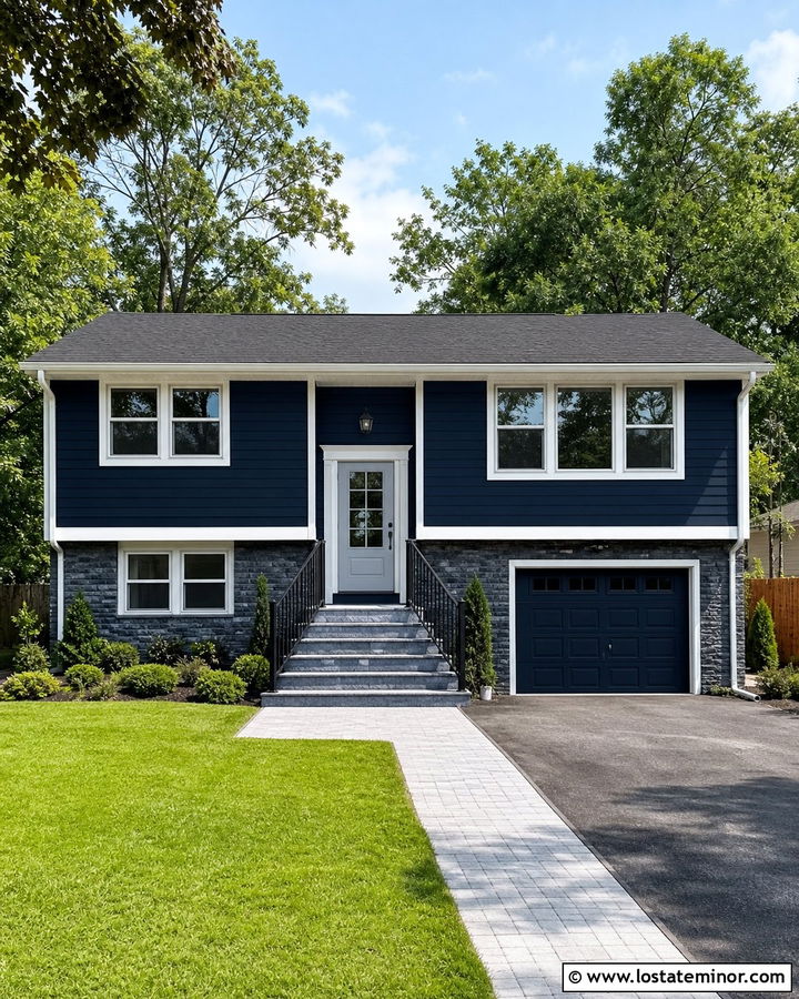 Midnight Blue House With Light Gray Front Door - 30 Midnight Blue House Design With Front Door Ideas