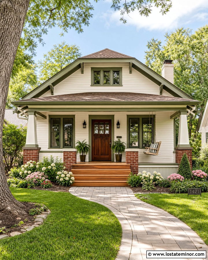 Off White Bungalow With Warm White Porch Ceiling - 30 Off White House Design With Porch Ceiling Ideas