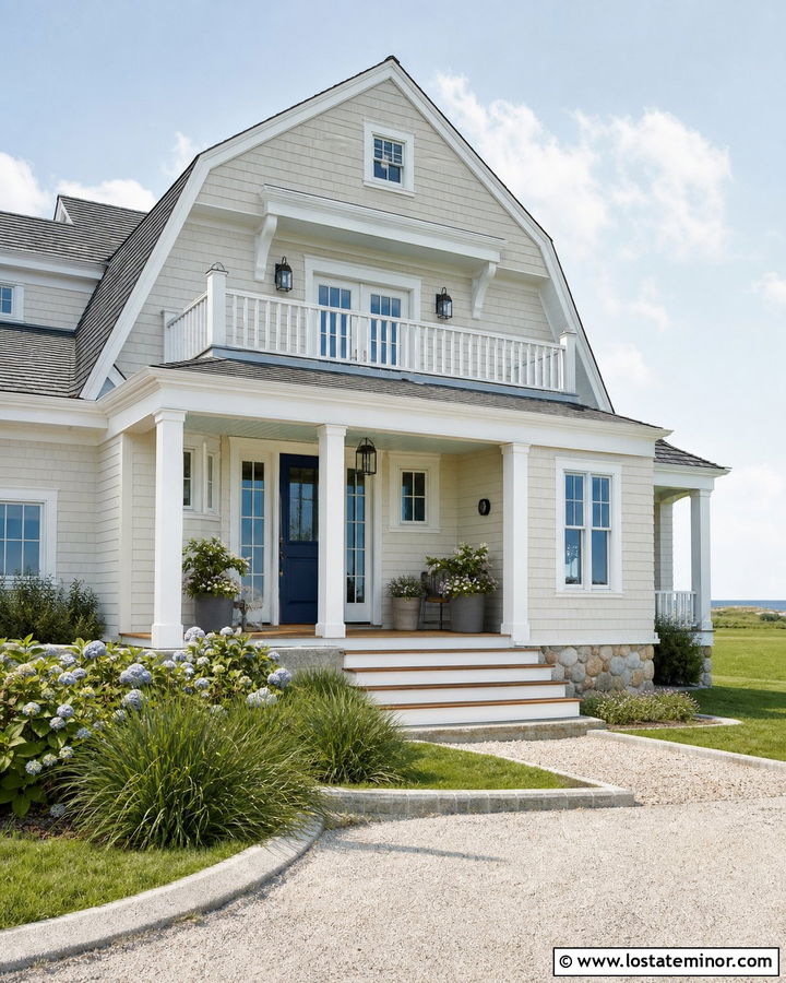 Off White Coastal House With Aqua Porch Ceiling - 30 Off White House Design With Porch Ceiling Ideas