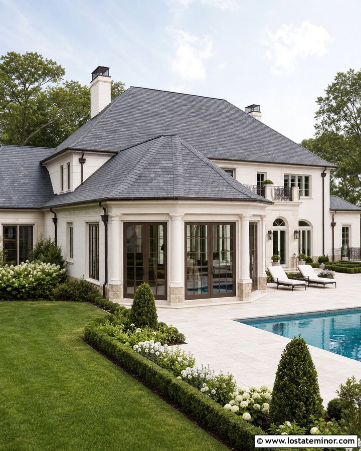 Off White Estate House With Poolside Sunroom - 30 Off White House Design With Sunroom Ideas