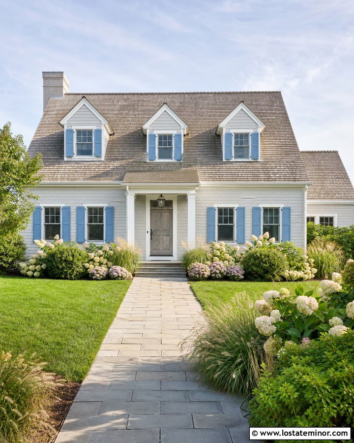Off White House With Light Gray Roof - 30 Off White House Design With Roof Ideas
