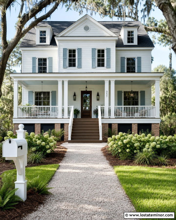 Off White Lowcountry House With Porch Mailbox - 30 Off White House Design With Mailbox Ideas