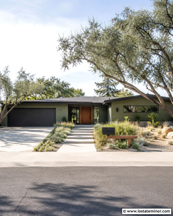 Olive Green Midcentury House With Wood Mailbox - 30 Olive Green House Design With Mailbox Ideas