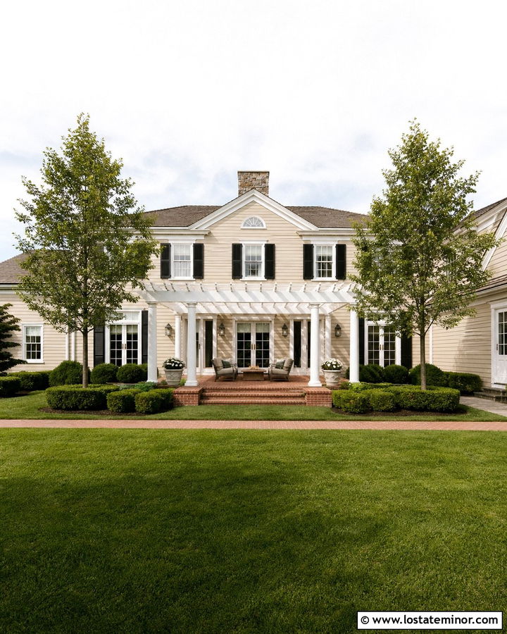 Sand Colonial House With Symmetrical Pergola - 30 Sand House Design With Pergola Ideas