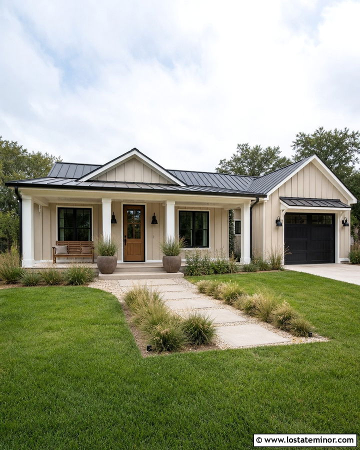 Sand House With Shiplap Porch Ceiling - 30 Sand House Design With Porch Ceiling Ideas