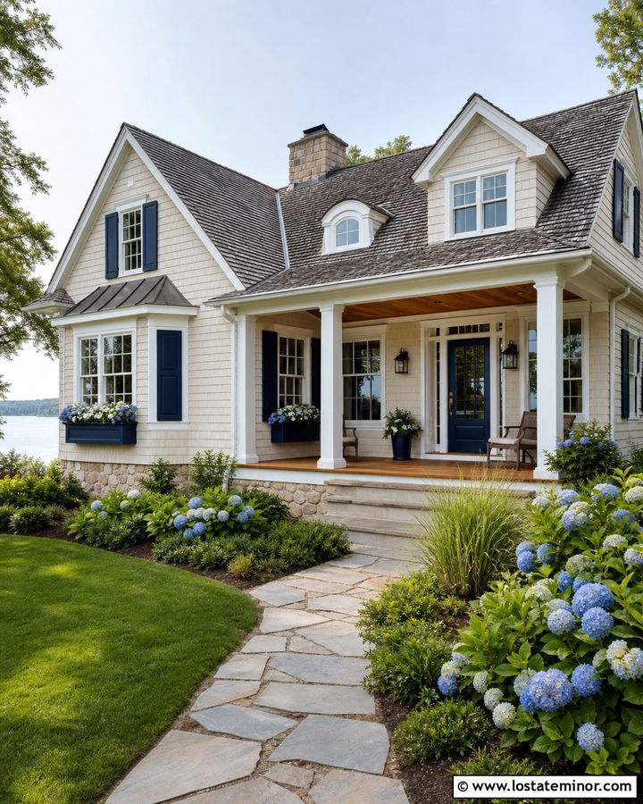 Sand Lake House With Navy Window Boxes - 30 Sand House Design With Window Boxes Ideas