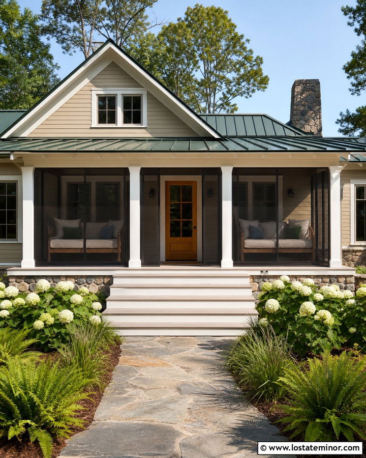 Sand Lake House With Screened Daybed Porch - 30 Sand House Design With Daybed Ideas