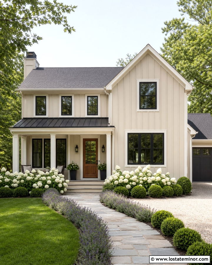 Sand Modern Farmhouse With White Hydrangeas - 30 Sand House Design With Front Yard Ideas