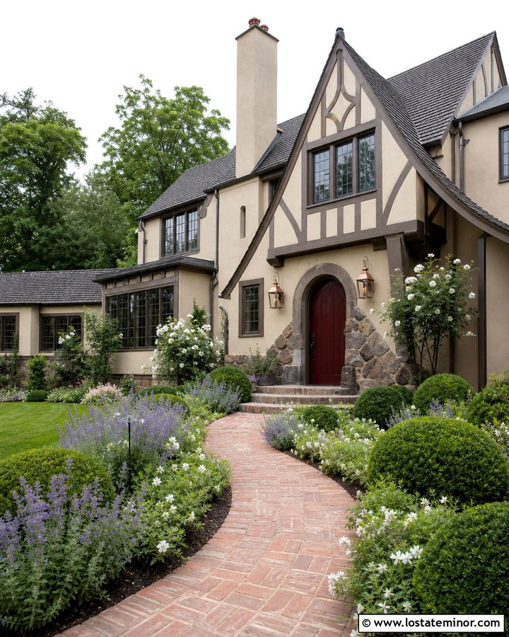 Sand Tudor House With Curved Garden Path - 30 Sand House Design With Front Yard Ideas