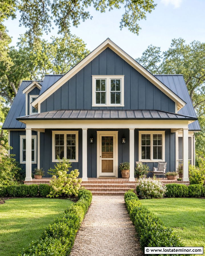 Slate Blue House With Cream Screen Door - 30 Slate Blue House Design With Screen Door Ideas