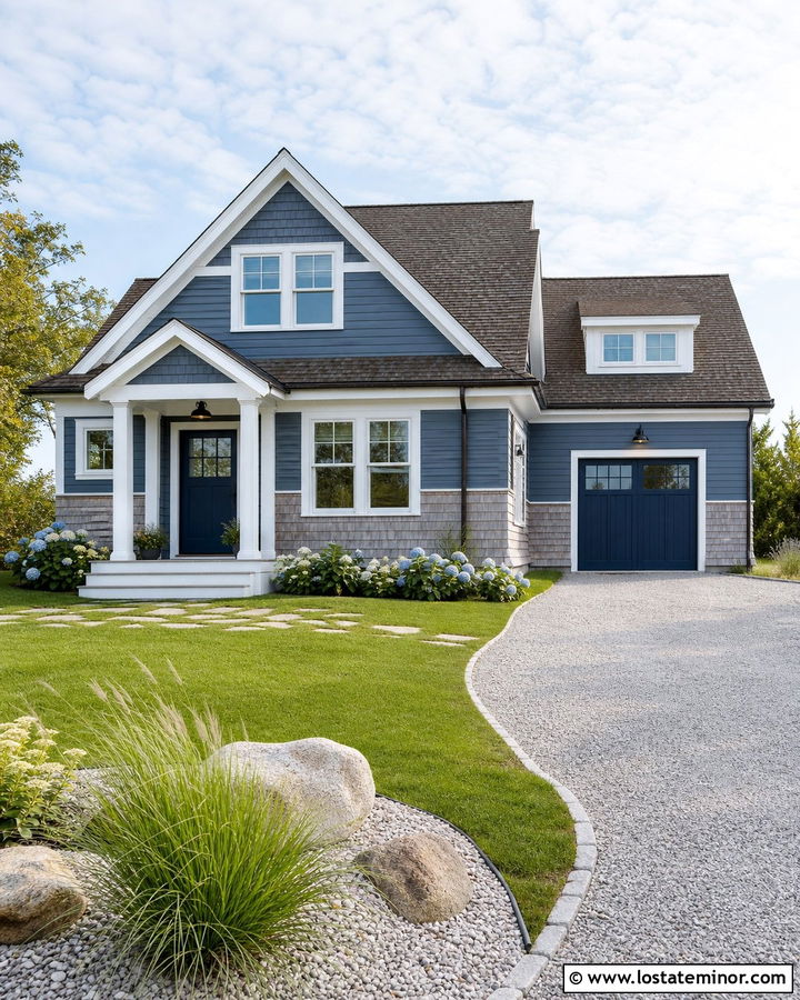 Slate Blue House With Shingle Wainscoting - 30 Slate Blue House Design With Wainscoting Ideas