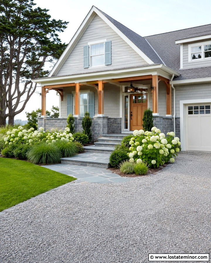 Slate Grey House With Bluestone Wainscoting - 30 Slate Grey House Design With Wainscoting Ideas