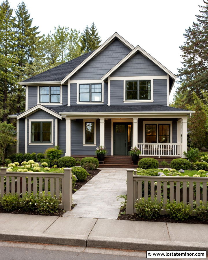 Slate Grey House With Shadowbox Fence - 30 Slate Grey House Design With Fence Ideas