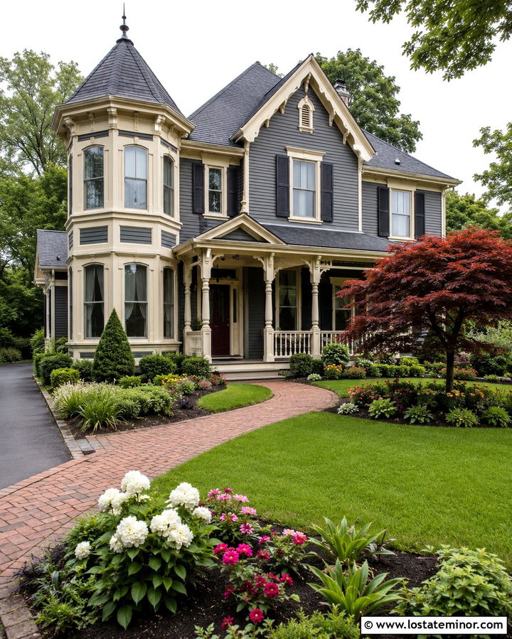 Slate Grey Victorian With Octagonal Sunroom - 30 Slate Grey House Design With Sunroom Ideas