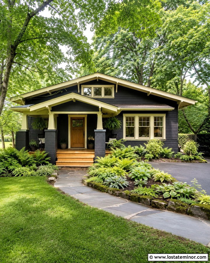 Soft Black Bungalow With Fern Landscaping - 30 Soft Black House Design With Landscaping Ideas