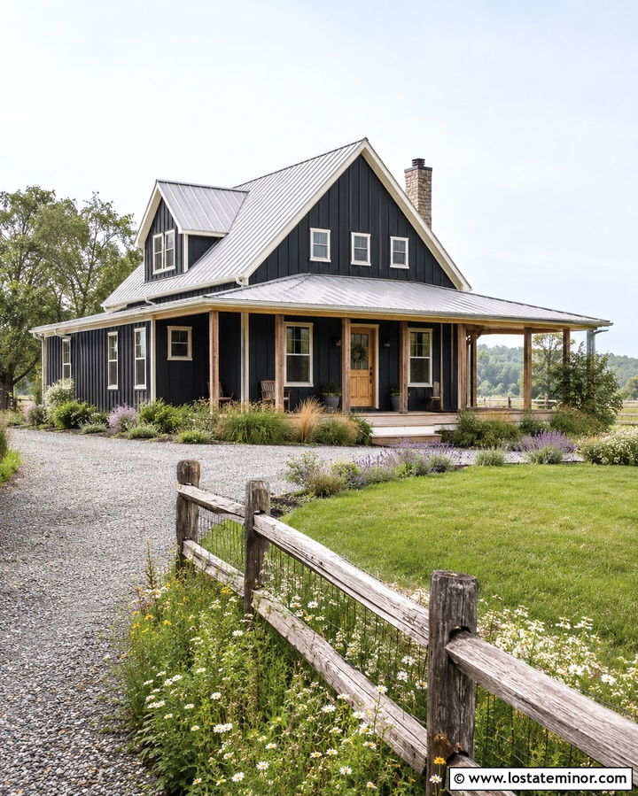 Soft Black Farmhouse With Split Rail Fence - 30 Soft Black House Design With Fence Ideas