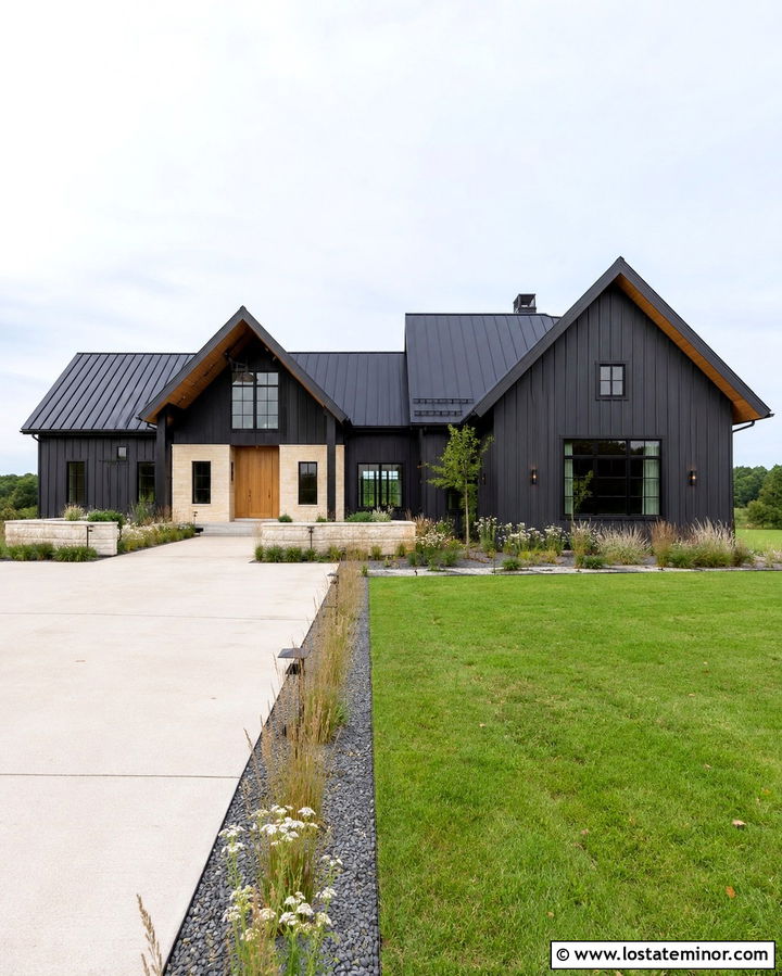 Soft Black Gabled House With A Metal Roof - 30 Soft Black House Design With Gables Ideas