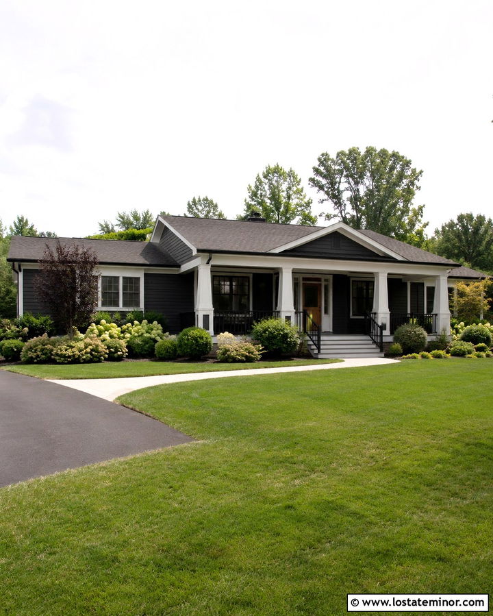 Soft Black House With Columns And Lap Siding - 30 Soft Black House Design With Porch Columns Ideas