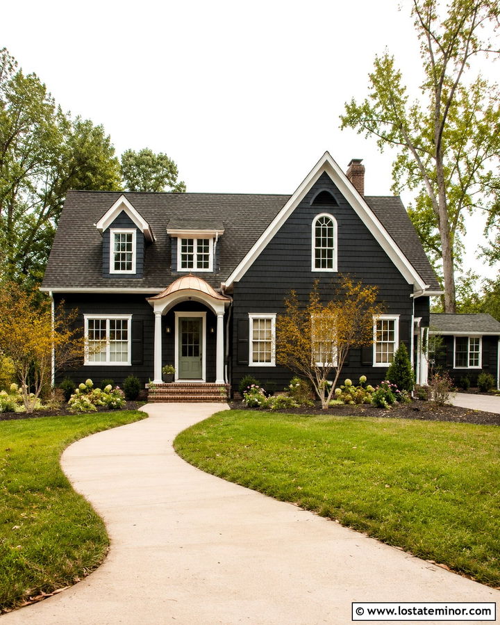 Soft Black House With Curved Portico - 30 Soft Black House Design With Portico Ideas