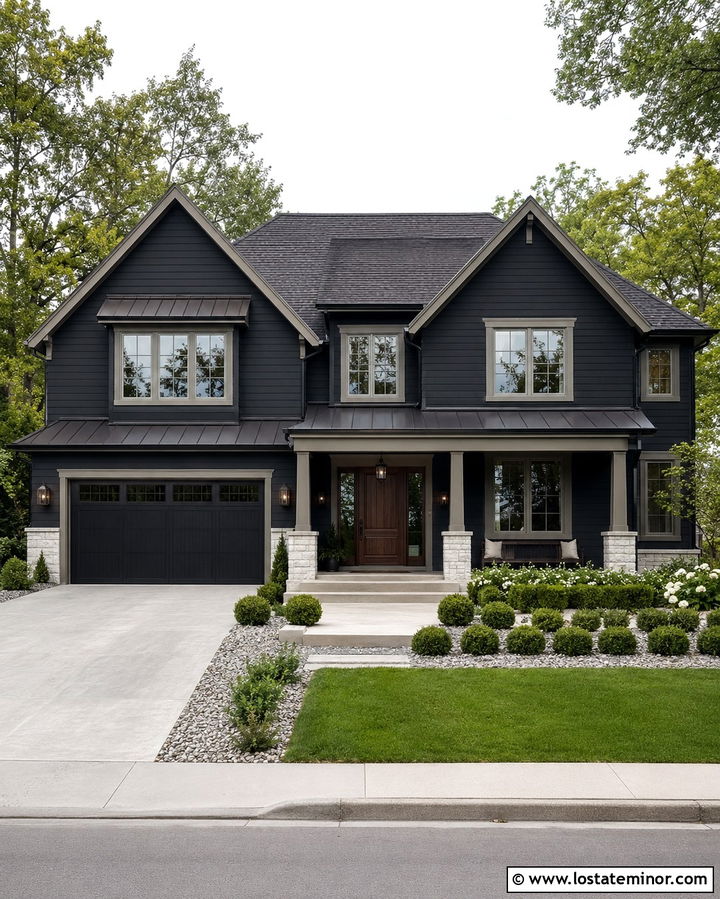 Soft Black House With Greige Trim - 30 Soft Black House Design With Trim Ideas