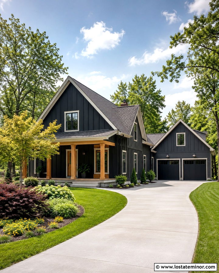 Soft Black House With Side Entry Driveway - 30 Soft Black House Design With Driveway Ideas