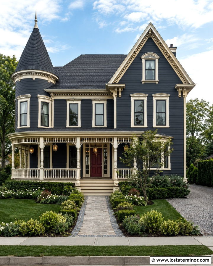 Soft Black House With Warm Gray Beadboard Porch Ceiling - 30 Soft Black House Design With Porch Ceiling Ideas