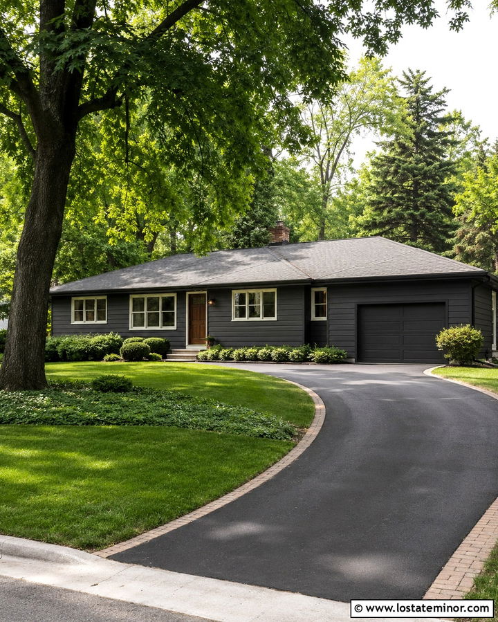 Soft Black Ranch House With Curved Asphalt Driveway - 30 Soft Black House Design With Driveway Ideas