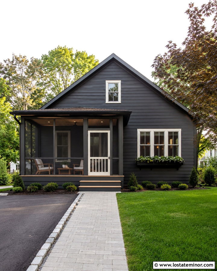 Soft Black Small House With Screened Front Porch - 30 Soft Black House Design With Front Porch Ideas