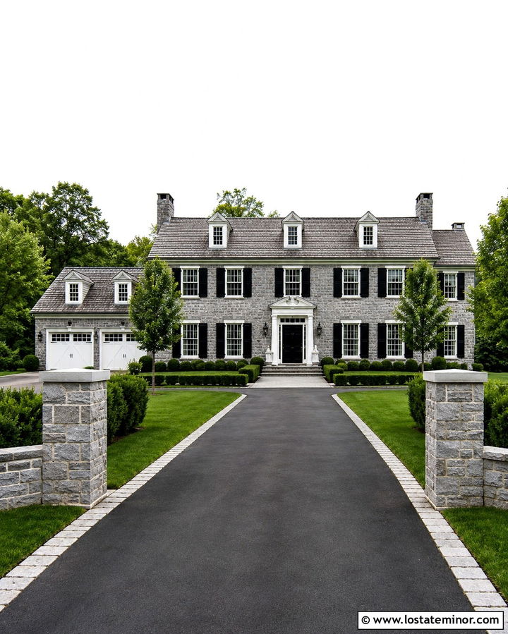 Stone Colonial House With Straight Driveway - 30 Stone House Design With Driveway Ideas