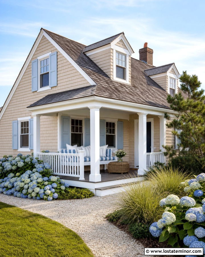 Tan Cape Cod House With Blue Striped Daybed - 30 Tan House Design With Daybed Ideas