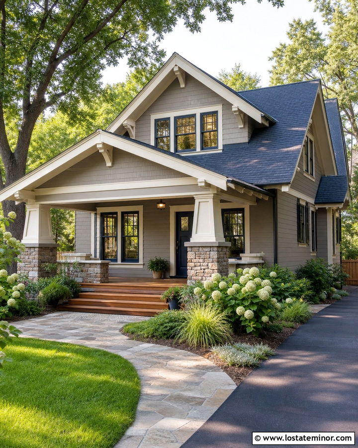 Tan Craftsman House With Blue Gray Shingles - 30 Tan House Design With Shingles Ideas