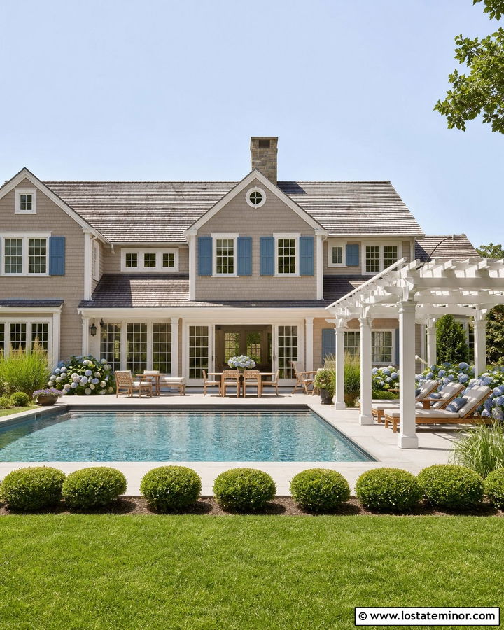 Taupe Cape Cod House With Pool And Pergola - 30 Taupe House Design With Swimming Pool Ideas