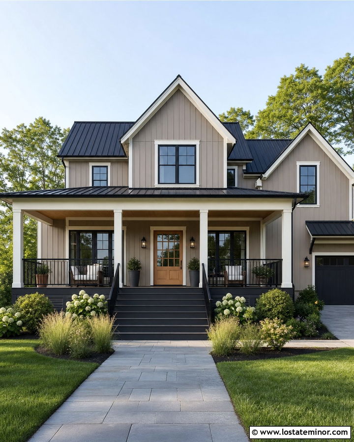 Taupe Farmhouse With Black Deck - 30 Taupe House Design With Deck Ideas