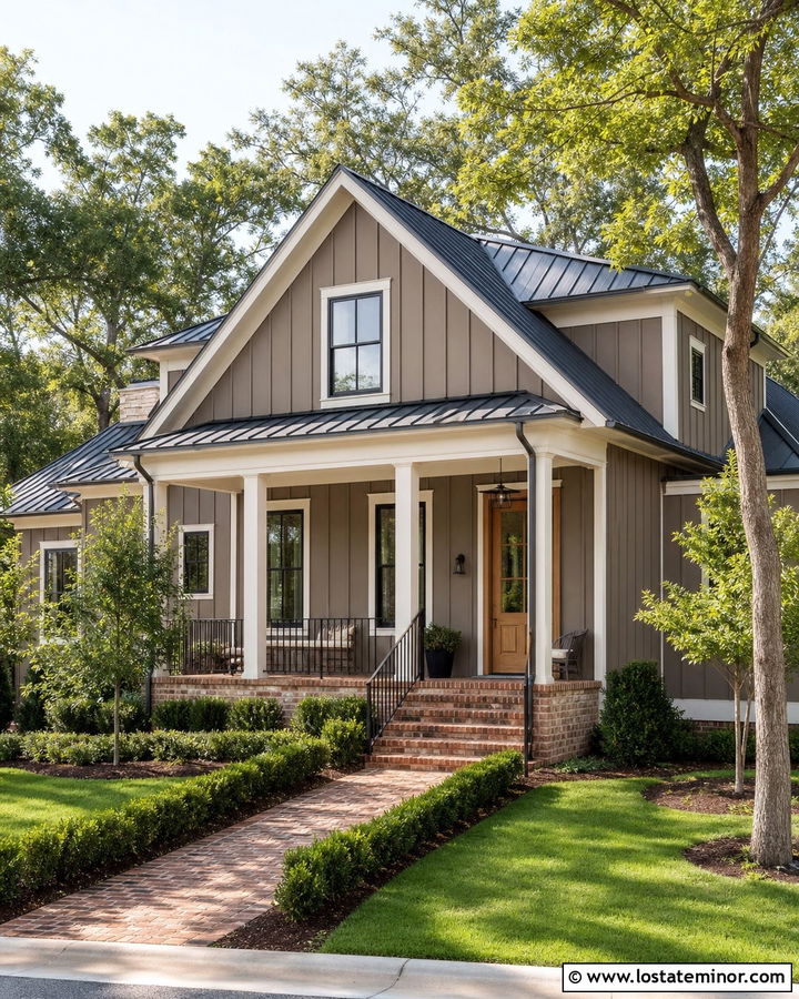 Taupe Farmhouse With Brick Steps - 30 Taupe House Design With Steps Ideas