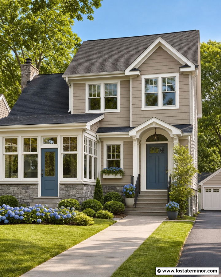 Taupe House With Blue Sunroom Door - 30 Taupe House Design With Sunroom Ideas