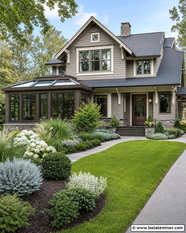 Taupe House With Sunroom And Landscaping - 30 Taupe House Design With Sunroom Ideas