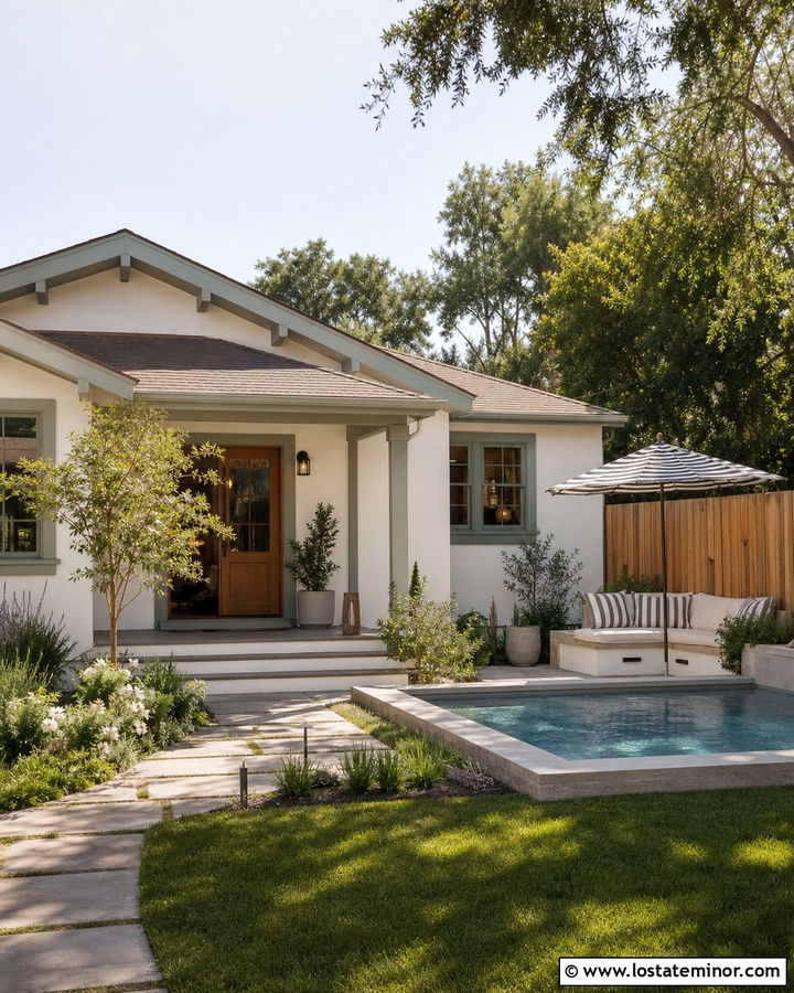 Warm White Bungalow With Plunge Pool - 30 Warm White House Design With Swimming Pool Ideas
