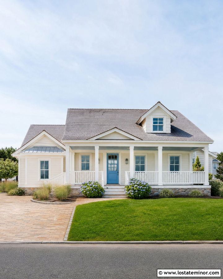 Warm White Coastal House With Aqua Dutch Door - 30 Warm White House Design With Dutch Door Ideas