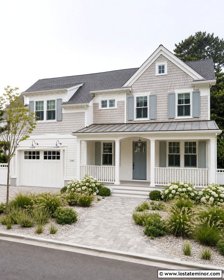 Warm White Coastal House With Cedar Shake Siding - 30 Warm White House Design With Cedar Shake Ideas