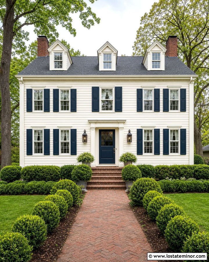 Warm White Colonial With Navy Blue Dutch Door - 30 Warm White House Design With Dutch Door Ideas