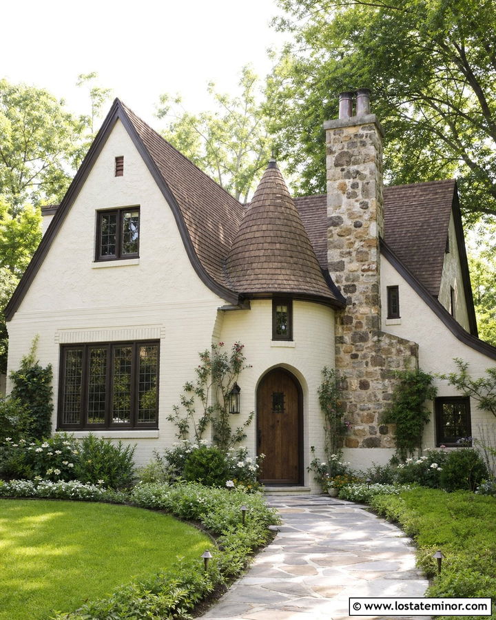 Warm White English Cottage With Steep Gables - 30 Warm White House Design With Gables Ideas