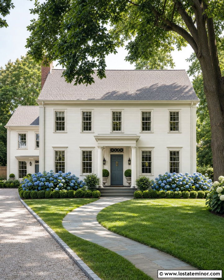 Warm White House With Hydrangea Front Yard - 30 Warm White House Design With Front Yard Ideas