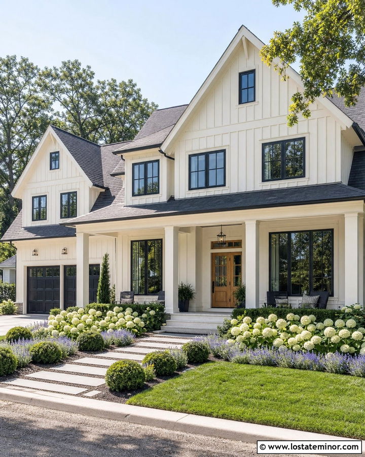 Warm White Modern Farmhouse With Hydrangeas - 30 Warm White House Design With Landscaping Ideas